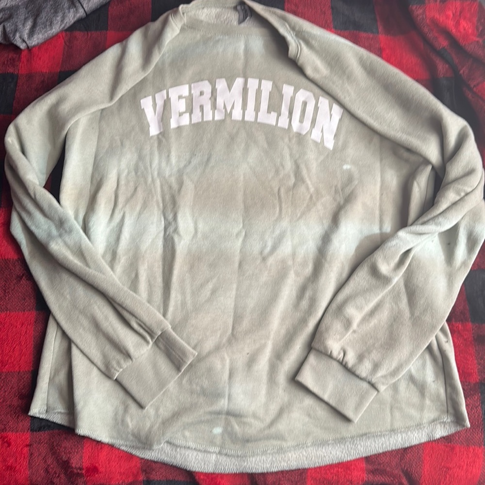Brand new vermillion crewneck